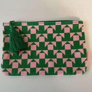 Ipsy makeup bag